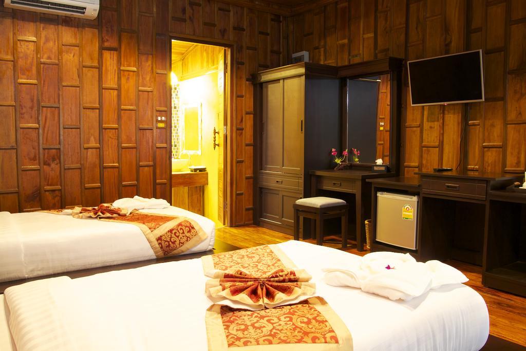 Thalane Palm Paradise Resort Krabi town Rom bilde